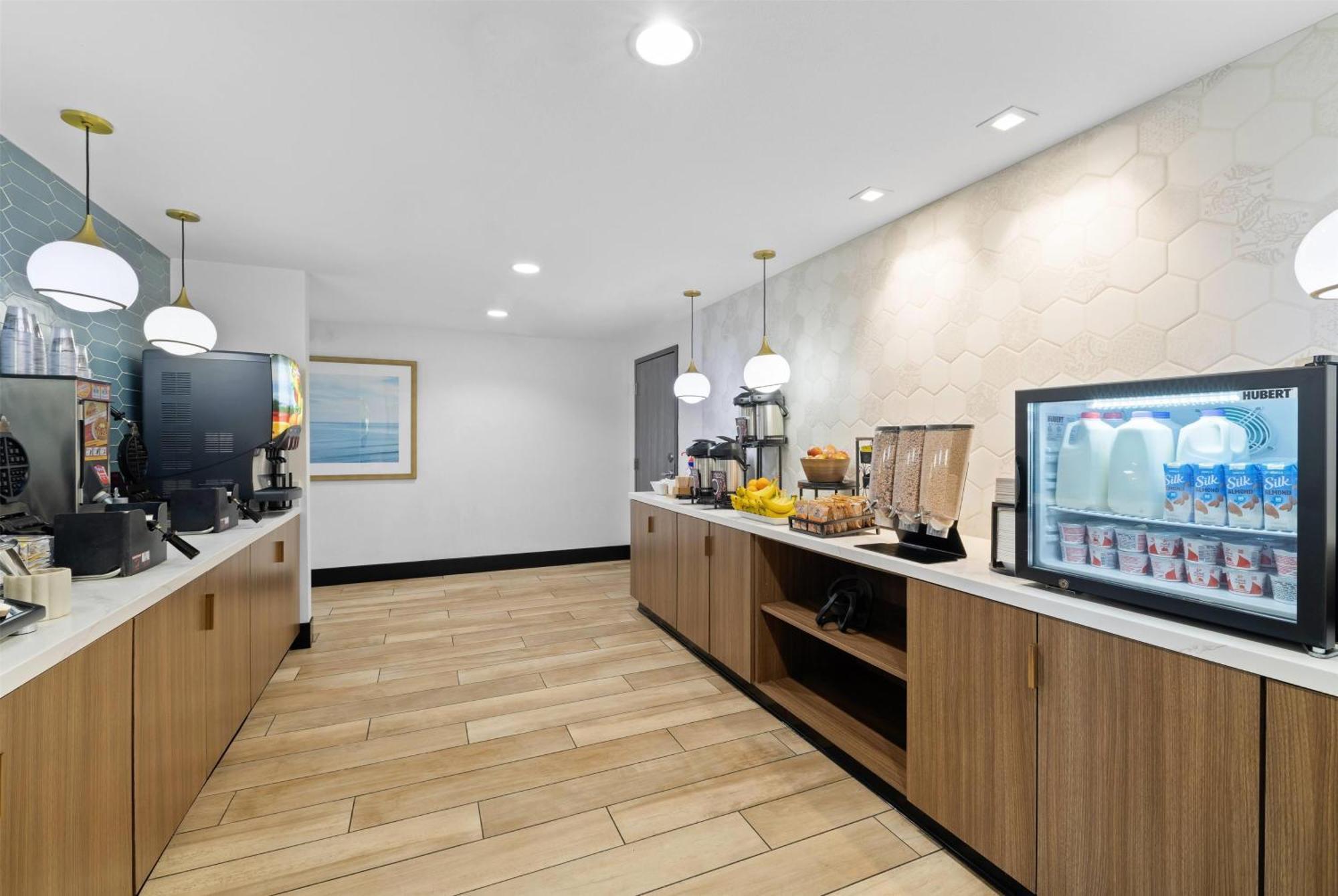 La Quinta Inn & Suites By Wyndham 圣克鲁兹 外观 照片