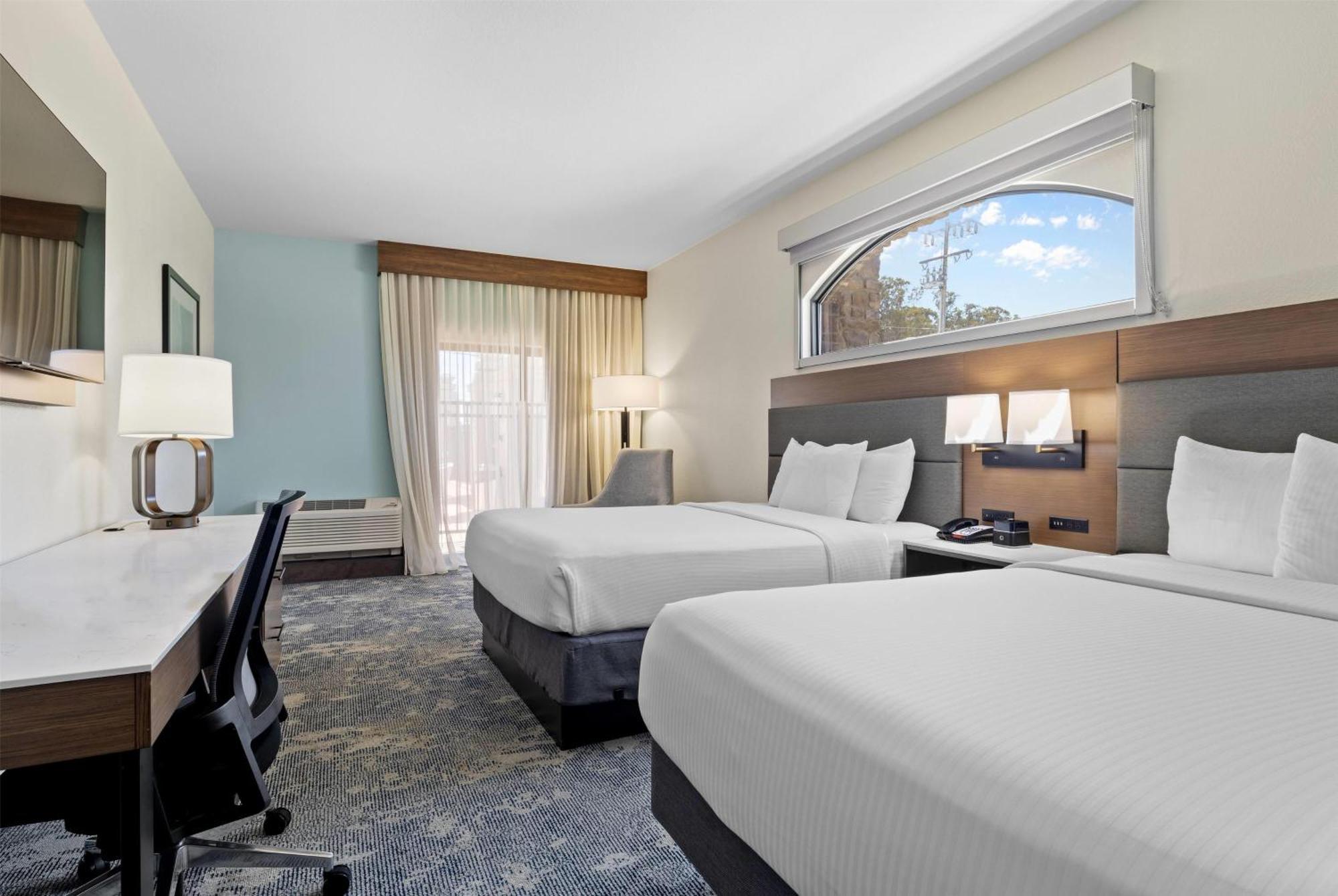 La Quinta Inn & Suites By Wyndham 圣克鲁兹 外观 照片